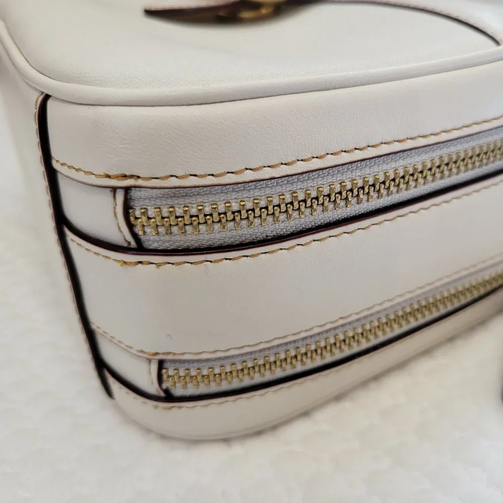 Coach Riley Lunchbox Bag - Picture 14 of 16